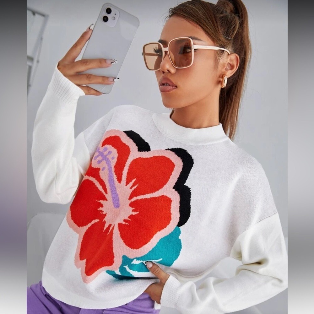 SHEIN Women White Hibiscus Floral Pullover Sweater Drop Shoulder Stand Neck S